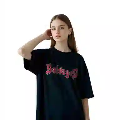 THE SALVAGES FASHION CLUB T