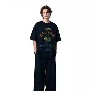 THE SALVAGES FASHION CLUB T