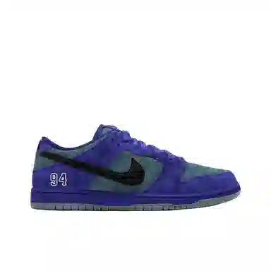 Supreme x Nike SB Dunk Low Purple