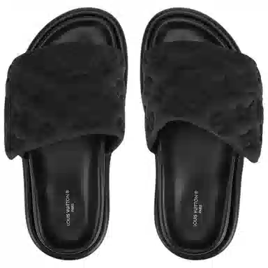 LOUIS VUITTON Pool Pillow Comfort