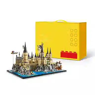 LEGO Hogwarts Castle and Grounds 76419