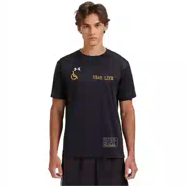 Under Armour T