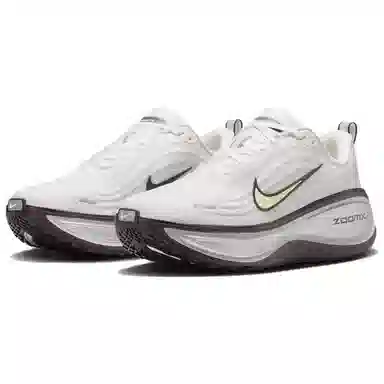 Nike Vomero Plus