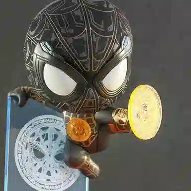 Hot Toys cosb917 black and gold suit with magic shooter Q 9.5cm