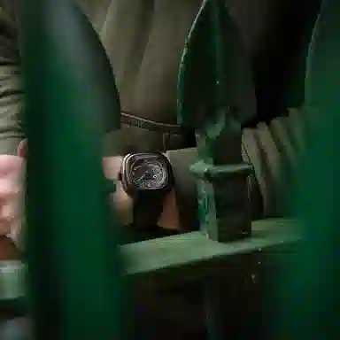 SEVENFRIDAY T 45.6mm T304