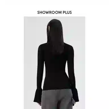 showroom plus
