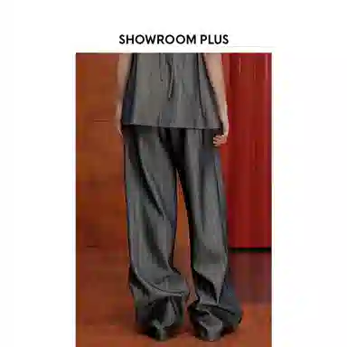 showroom plus