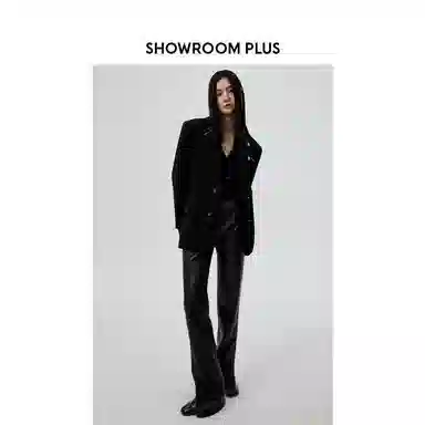 showroom plus