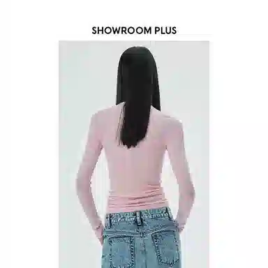 showroom plus T