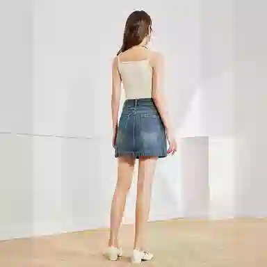 爱依服 韩版温柔通勤标准牛仔短裙 女款