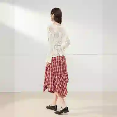 爱依服 法式设计感甜美通勤长袖连衣裙 女款