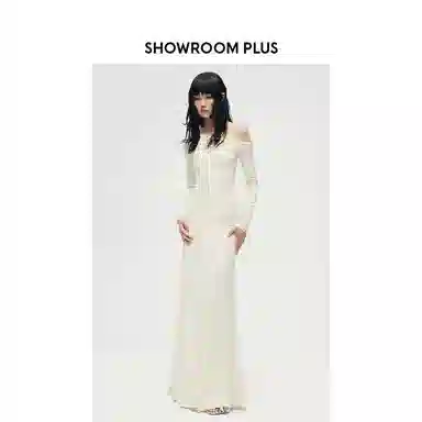 showroom plus