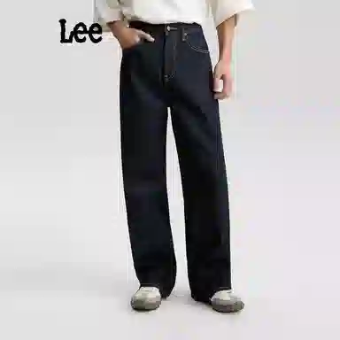 Lee