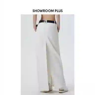 showroom plus