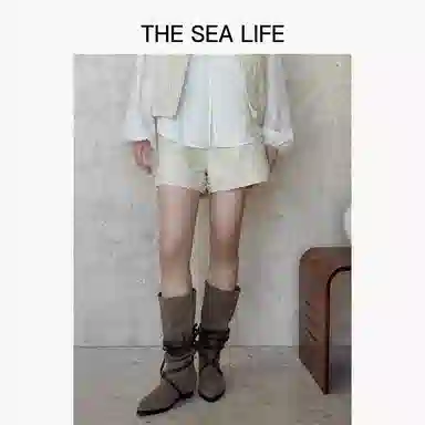 THE SEA LIFE