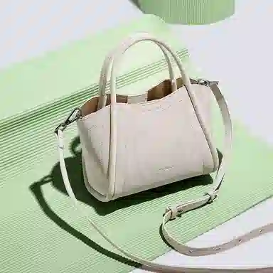 稻草人 高级感百搭经典旅游通勤简约时尚菜篮子包包 聚氨酯革 手提包 女款