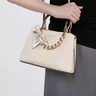 稻草人 精致百搭丝巾质感百搭 聚氨酯革 斜挎单肩手提包 女款 多色