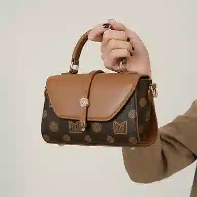 稻草人 复古老花撞色通印防水耐磨可调节肩 聚氯乙烯革拼聚氨酯革 小方包手提小包斜挎包带单肩包 小号 女款 深棕色/米白