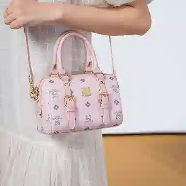 稻草人 小众可爱印花高级感简约百搭通勤波士顿包 聚氯乙烯革拼聚氨酯革 单肩斜挎手提包 常规 女款 米白/深棕/粉色