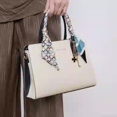 稻草人 精致百搭丝巾时尚潮流 合成革 单肩斜挎手提包 常规 女款 米白/杏色