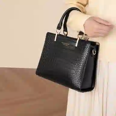 稻草人 高级感鳄鱼纹戴妃包 聚氨酯革 手提包 常规 女款 多色