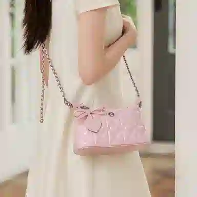 稻草人 时尚爱心车缝个性精致百搭潮流 聚氨酯革 单肩包 常规 女款 多色