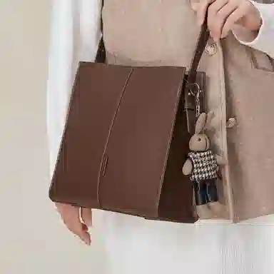 稻草人 女包可爱布偶挂件 聚氨酯革 斜挎包单肩包 常规 女款 咖啡色/黑色/杏色