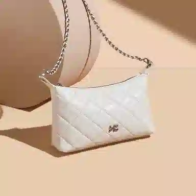 稻草人 菱格气质高颜值链条百搭精致潮流通勤实用小众设计 人造革 斜挎包 常规 女款 米白/黑色