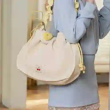 稻草人 褶皱设计小众设计百搭通勤镜子挂件 聚氨酯革 单肩包 常规 女款 多色