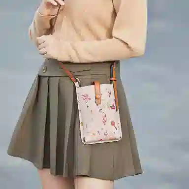 稻草人 新款百搭洋气便携小众 聚氨酯 手机包斜挎包 常规 女款 深棕色 卡其色 米白色