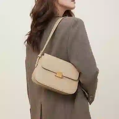 稻草人 百搭通勤 牛皮 单肩包斜挎包豆腐包小方包腋下包 常规 女款 啡色/杏色/黑色/米白/深红