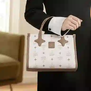 稻草人 可爱星星小众设计少女出游通勤简约百搭 聚氯乙烯革 手提包 常规 女款 米白/浅粉色/灰蓝