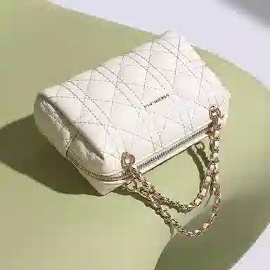 稻草人 小香风菱格经典不过时百搭实用通勤链条斜挎包 牛皮 手提包 常规 女款 米色/黑色/安可拉红