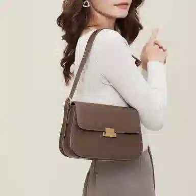 稻草人 百搭通勤 牛皮 单肩包斜挎包豆腐包小方包腋下包 常规 女款 啡色/杏色/黑色/米白/深红