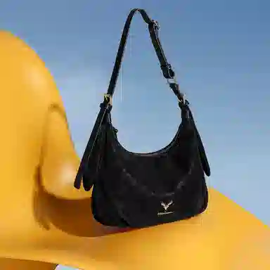 稻草人 甜美小众出行收纳月牙包 聚氨酯革 单肩斜挎包 女款 卡其/浅杏色/黑色