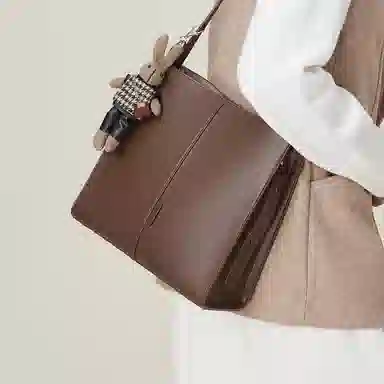 稻草人 女包可爱布偶挂件 聚氨酯革 斜挎包单肩包 常规 女款 咖啡色/黑色/杏色