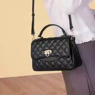 稻草人 百搭时尚小香风菱格链条 聚氨酯 手提包 中号 女款 月光白/子夜黑