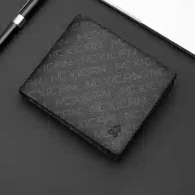 稻草人 时尚品牌字母印花通铺短款两折多功能大钞位带证件视窗高级感 牛皮革 钱包 男款 黑色