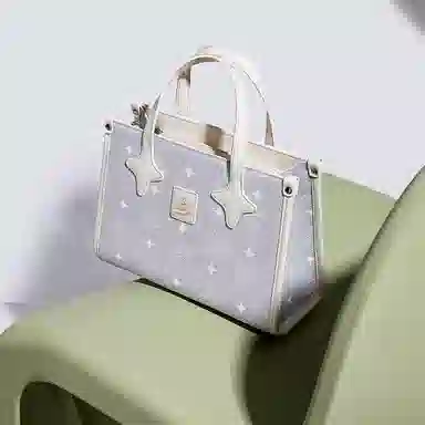 稻草人 可爱星星小众设计少女出游通勤简约百搭 聚氯乙烯革 手提包 常规 女款 米白/浅粉色/灰蓝