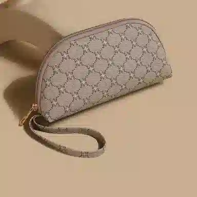 稻草人 高级感印花百搭复古老花时尚简约轻便实用通勤 聚氯乙烯革 手拿包 女款 深棕色/卡其