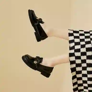 DAPHNE PU 3cm