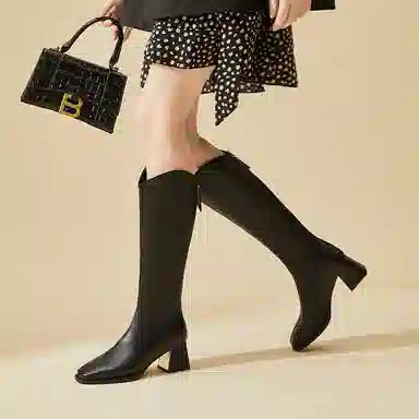 DAPHNE PU 6cm
