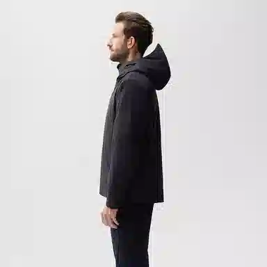 HELLY HANSEN