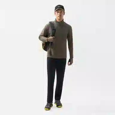 HELLY HANSEN