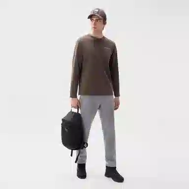HELLY HANSEN T