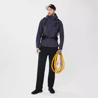 HELLY HANSEN