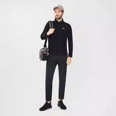 HELLY HANSEN