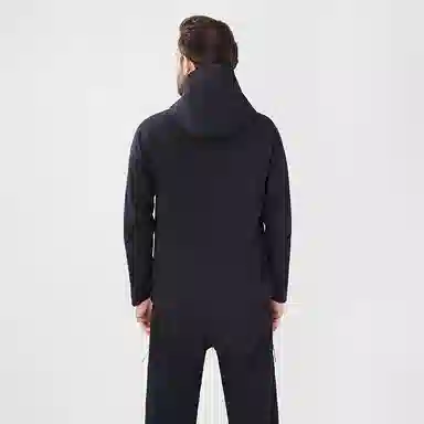 HELLY HANSEN