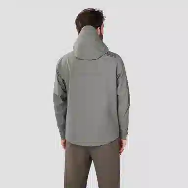 HELLY HANSEN