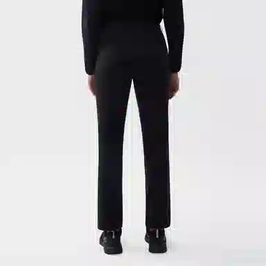 HELLY HANSEN